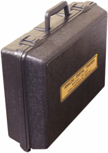 DIGITAL/ANALOG TRAINER W/CASE